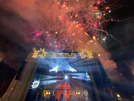 FOTOS: Multidão acompanha Virada da Liberdade com shows, drones e fogos - Foto: Por Dentro de Minas / Elberty Valadares