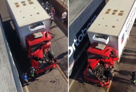 Motorista fica preso às ferragens após acidente na Rodovia Fernão Dias, em Betim Motorista fica preso às ferragens após acidente na Rodovia Fernão Dias, em Betim - Foto: Divulgação/CBMMG