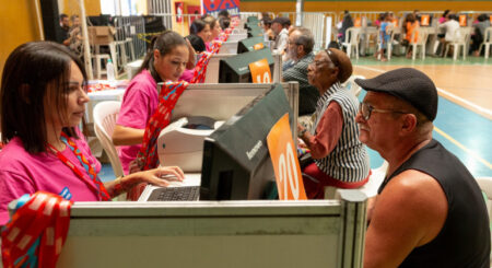 Carnaval BH: cadastro de ambulantes começa nesta segunda; veja como fazer online Prefeitura de BH abre cadastro para ambulantes que vão atuar no Carnaval 2026 - Foto: Divulgação/PBH