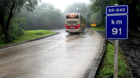 BR-040 recebe atualização na numeração dos quilômetros BR-040 recebe atualização na numeração dos quilômetros - Foto: Leticia Pontual/VEJA