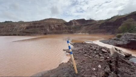 Prefeito de Congonhas alerta para riscos ambientais após extravasamento de estrutura da Vale - Foto: Reprodução/Redes Sociais