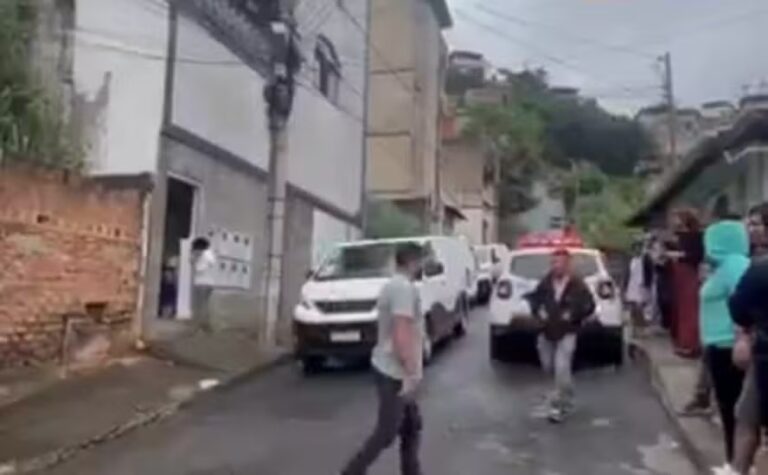 Homem é preso após matar cinco familiares a facadas em Juiz de Fora - Foto: Reprodução