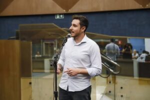 Justiça suspende processo de cassação contra vereador Lucas Ganem na Câmara de BH Justiça suspende processo de cassação contra vereador Lucas Ganem na Câmara de BH - Foto: Rafaella Ribeiro/CMBH