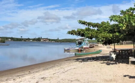 Turista mineiro morre afogado durante passeio em São Mateus no ES - Foto: Reprodução
