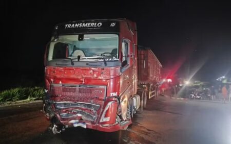 Pai e filho morrem em colisão frontal na BR-459, em Pouso Alegre - Foto: Divulgação/PMRv
