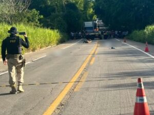 Motociclista de 68 anos morre em colisão na BR-116, em Campanário - Foto: Divulgação/PRF