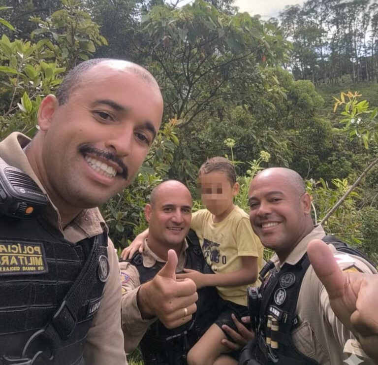Menino com autismo é encontrado em mata após policiais ouvirem canto em Barbacena - Foto: Divulgação/Polícia Militar