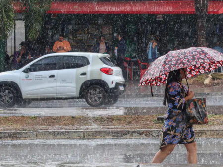 BH segue com chuva nesta terça-feira (3)? Veja a previsão do tempo - Foto Valter Campanato/Agência Brasil