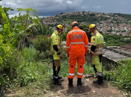 Idoso é preso após tentar matar filha e corpo ser achado em quintal de casa em BH - Foto: Divulgação/CBMMG