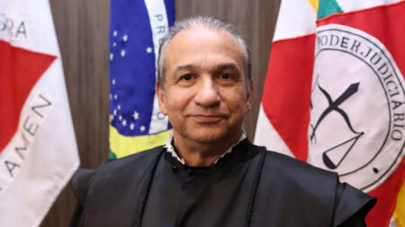 Desembargador afastado por denúncias seguirá recebendo salário superior a R$ 40 mil em MG - Foto: Juarez Rodrigues/TJMG