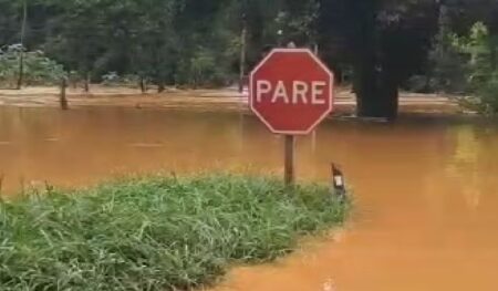 Chuva volta a causar alagamentos e deixa 810 desalojados em Matias Barbosa - Foto: Divulgação/PMRv