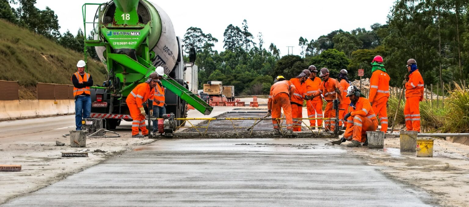 Trechos da BR-381 recebem obras noturnas; veja os locais Trechos da BR-381 recebem obras noturnas; veja os locais - Foto: Divulgação/Nova 381