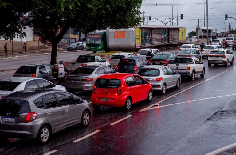 Detran permite emissão de placa veiculares em qualquer cidade de Minas Gerais - Foto: Divulgação/Detran-MG