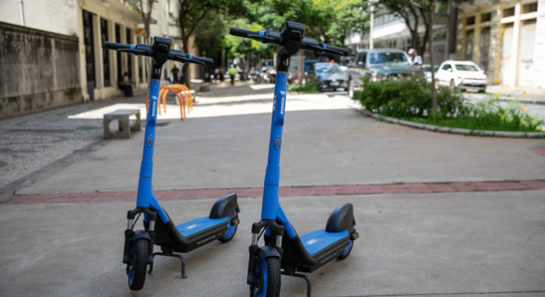 Patinetes elétricos começam a operar em BH nesta quarta (18); veja como usar e preços - Foto: Divulgação/PBH
