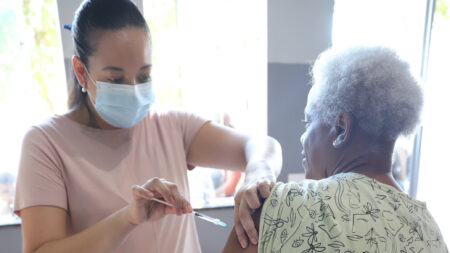 Ribeirão das Neves inicia campanha de vacinação contra influenza; veja locais - Foto: Divugalção/Prefeitura de Ribeirão das Neves