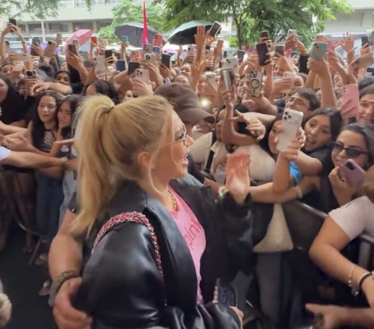 Virgínia Fonseca reúne multidão em evento com fãs no Centro de BH - Foto: Reprodução/Redes Sociais