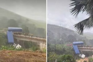 Carreta sai da pista, cai de ponte e interdita trecho da BR-262, em Matipó - Foto: Reprodução/Redes Sociais