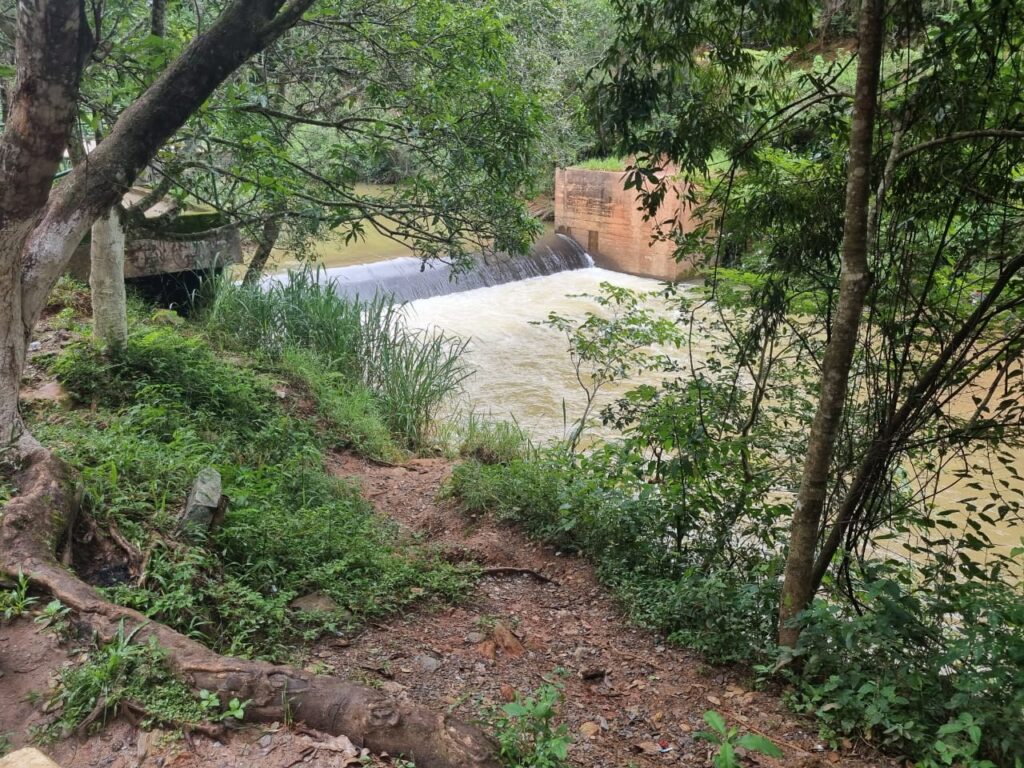 Adolescente morre após se afogar em poço no Parque da Serra da Gandarela, em Nova Lima Adolescente morre após se afogar em poço no Parque da Serra da Gandarela, em Nova Lima - Foto: Divulgação/CBMMG