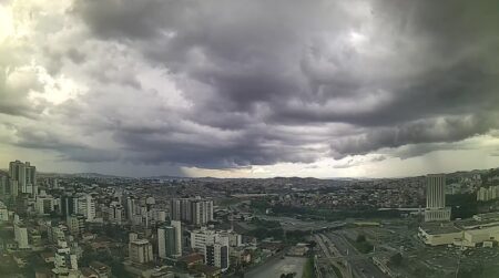 Vai voltar a chover em BH nesta terça-feira (31)? Veja a previsão do tempo - Foto: Reprodução/Clima Ao Vivo