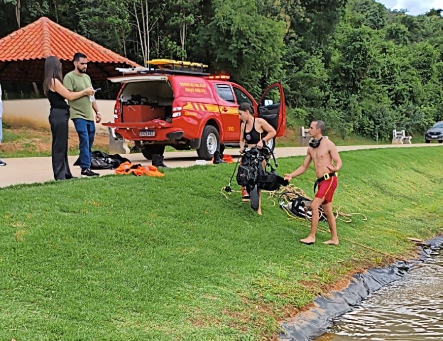 Criança de 10 anos morre afogada em represa de MG Criança de 10 anos morre afogada em represa de MG - Foto: Divulgação/CBMMG
