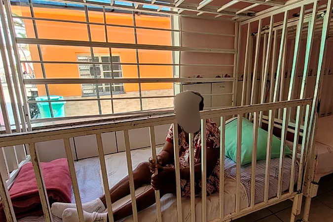 Idosos são encontrados amarrados em instituições de acolhimento em MG - Foto: Divulgação/MPMG