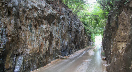 Rua do bairro Jardim Vitória é interditada por risco de deslizamento em BH - Foto: Divulgação/Fabiano Domingues
