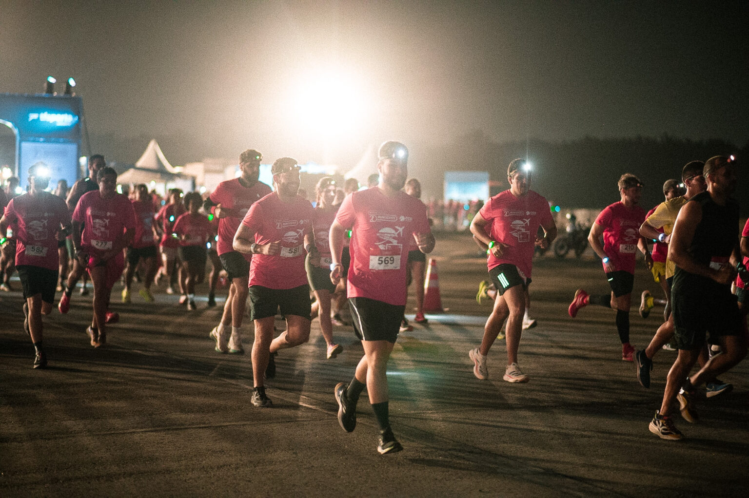 Aeroporto da Pampulha recebe corrida noturna; veja onde retirar os kits Aeroporto da Pampulha recebe corrida noturna; veja onde retirar os kits - Foto: Divulgação/Track&Field