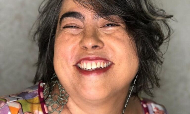 Jornalista Adriana Renan morre aos 57 anos e deixa legado no jornalismo mineiro - Foto: reprodução