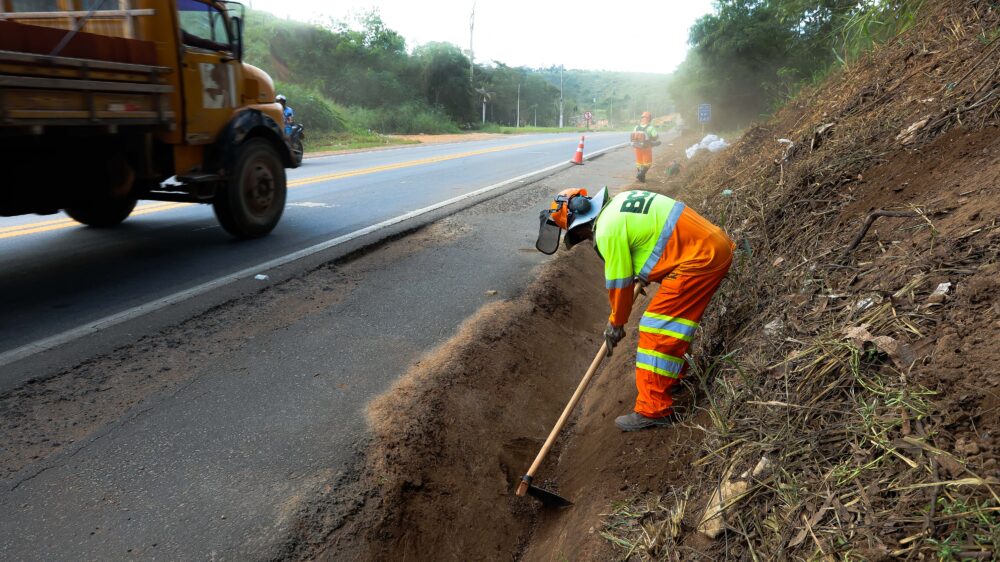 BR-381 recebe obras e serviços de manutenção na pista - Foto: Divulgação/Nova 381