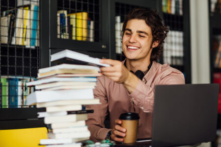 Prefeitura de Itabirito abre seleção de estágio para níveis médio, técnico e superior; saiba como se candidatar - Foto: Reprodução