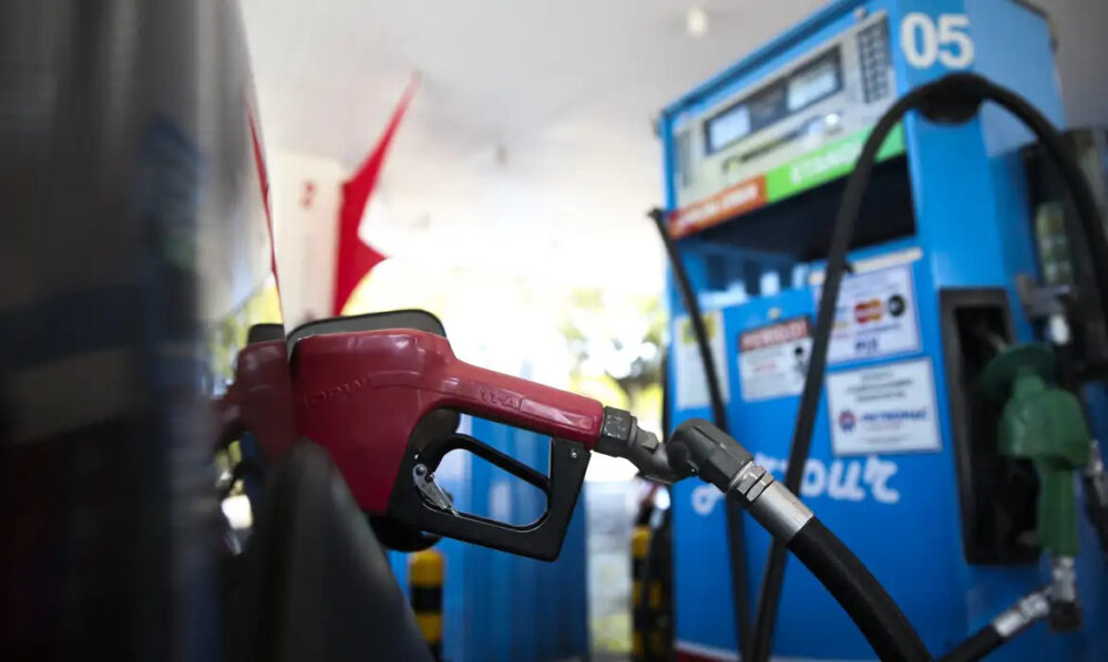 Gasolina cai até R$ 5,72 em BH; veja os postos mais baratos e mais caros - Foto: José Cruz/Agência Brasil