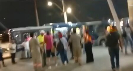 Passageiros fecham Estação São Gabriel em protesto por atrasos em BH - Foto: Reprodução/Redes Sociais