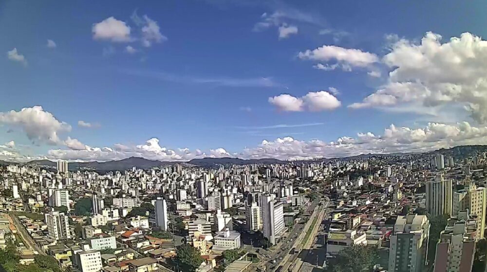 Veja a previsão do tempo em BH neste domingo (19) - Foto: Clima Ao Vivo