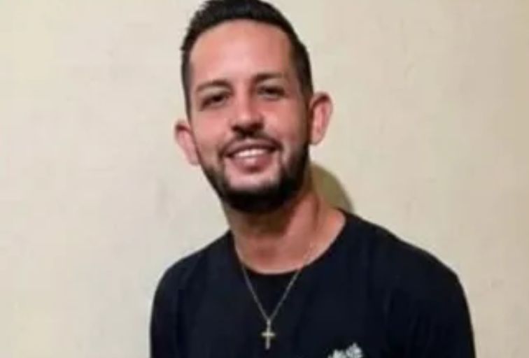 Colegas e familiares fazem carreata em homenagem a motorista de aplicativo assassinado em Betim - Foto: Reprodução/Redes Sociais