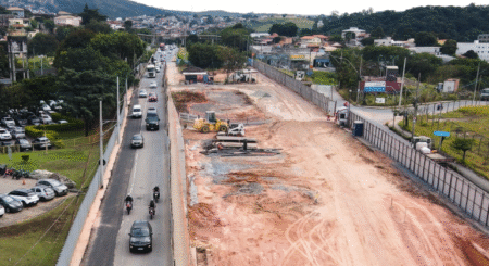 BH: Avenida Cristiano Machado ganha nova faixa BH: Avenida Cristiano Machado ganha nova faixa - Foto: Divulgação/PBH