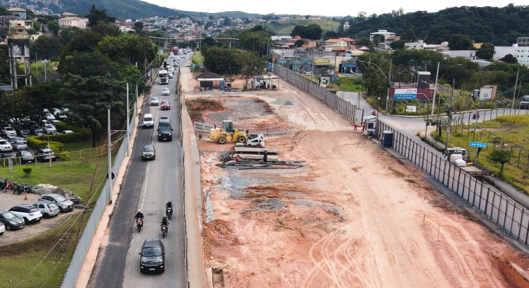 BH: Avenida Cristiano Machado ganha nova faixa BH: Avenida Cristiano Machado ganha nova faixa - Foto: Divulgação/PBH
