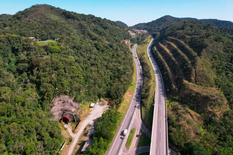 STF mantém reajuste de 45% no pedágio da BR-040 entre MG e RJ - Foto: Divulgação/Elovias