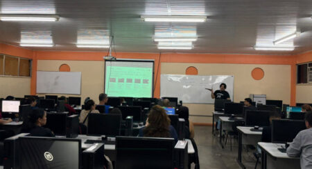 PBH abre 6 mil vagas para cursos gratuitos de tecnologia em BH; saiba como se candidatar - Foto: Divulgação/PBH