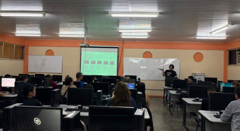 PBH abre 6 mil vagas para cursos gratuitos de tecnologia em BH; saiba como se candidatar - Foto: Divulgação/PBH