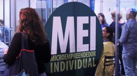 Mutirão gratuito para MEIs em Belo Horizonte: saiba como participar e datas - Foto: Divulgação/Associação Comercial da Bahia