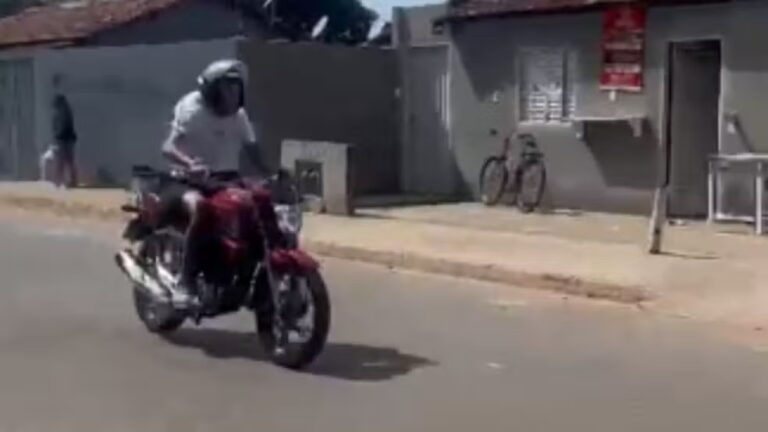 Jovem de 20 anos morre após ser baleado por PMs durante perseguição em Brasilândia de Minas - Foto: Reprodução