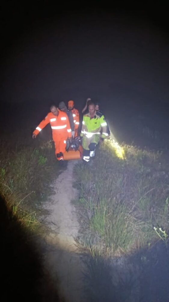 Mulher é resgatada após queda em trilha no Pico do Itacolomi, em Ouro Preto Mulher é resgatada após queda em trilha no Pico do Itacolomi, em Ouro Preto - Foto: Divulgação/CBMMG
