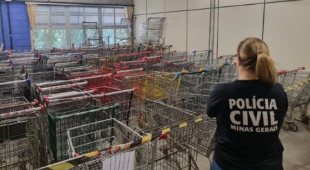 Operação apreende 120 carrinhos de supermercados furtados em BH - Foto: Divulgação/PCMG