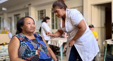 BH intensifica vacinação contra gripe e alerta para baixa cobertura entre idosos, gestantes e crianças BH intensifica vacinação contra gripe e alerta para baixa cobertura entre idosos, gestantes e crianças - Foto: Aline Resende/PBH