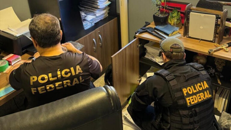 Nova fase da Operação Rejeito mira espionagem contra juiz e tentativa de interferência em investigações em MG Nova fase da Operação Rejeito mira espionagem contra juiz e tentativa de interferência em investigações em MG - Foto: Divulgação/Polícia Federal