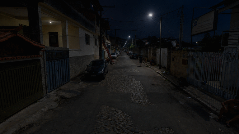Motociclista é morto a tiros após perseguição no bairro Primeiro de Maio, em BH - Foto: Reprodução/Google Street View