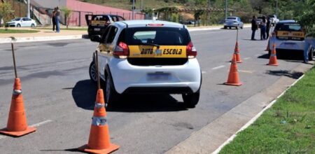 Tirar a primeira habilitação ficará mais difícil? MG passa a exigir exame toxicológico - Foto: Detran / Divulgação
