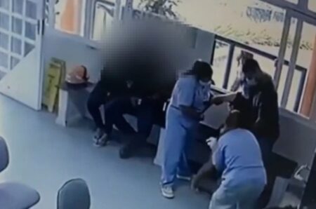 Hospital é condenado após bebê cair no chão durante parto em BH Hospital é condenado após bebê cair no chão durante parto em BH - Foto: Reprodução/Redes Sociais