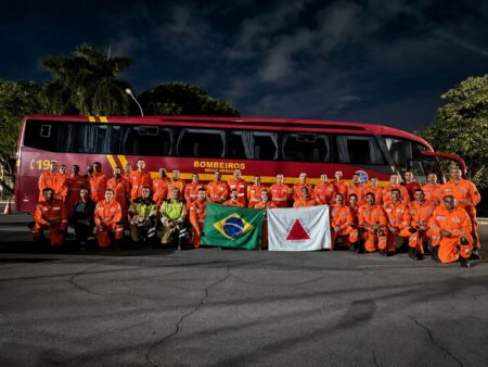 Bombeiros de MG embarcam em missão humanitária para resgatar vítimas de terremotos na Venezuela - Foto: Divulgação/CBMMG
