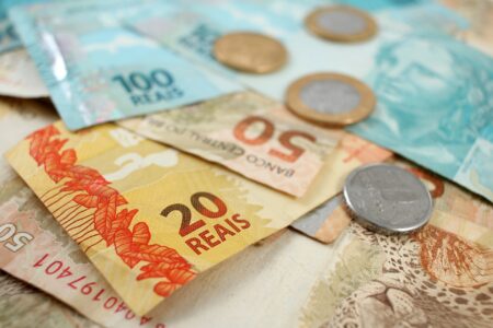 Empresa é condenada a devolver R$ 57 mil a vítima de pirâmide financeira em MG - Foto: Divulgação/Depositphotos